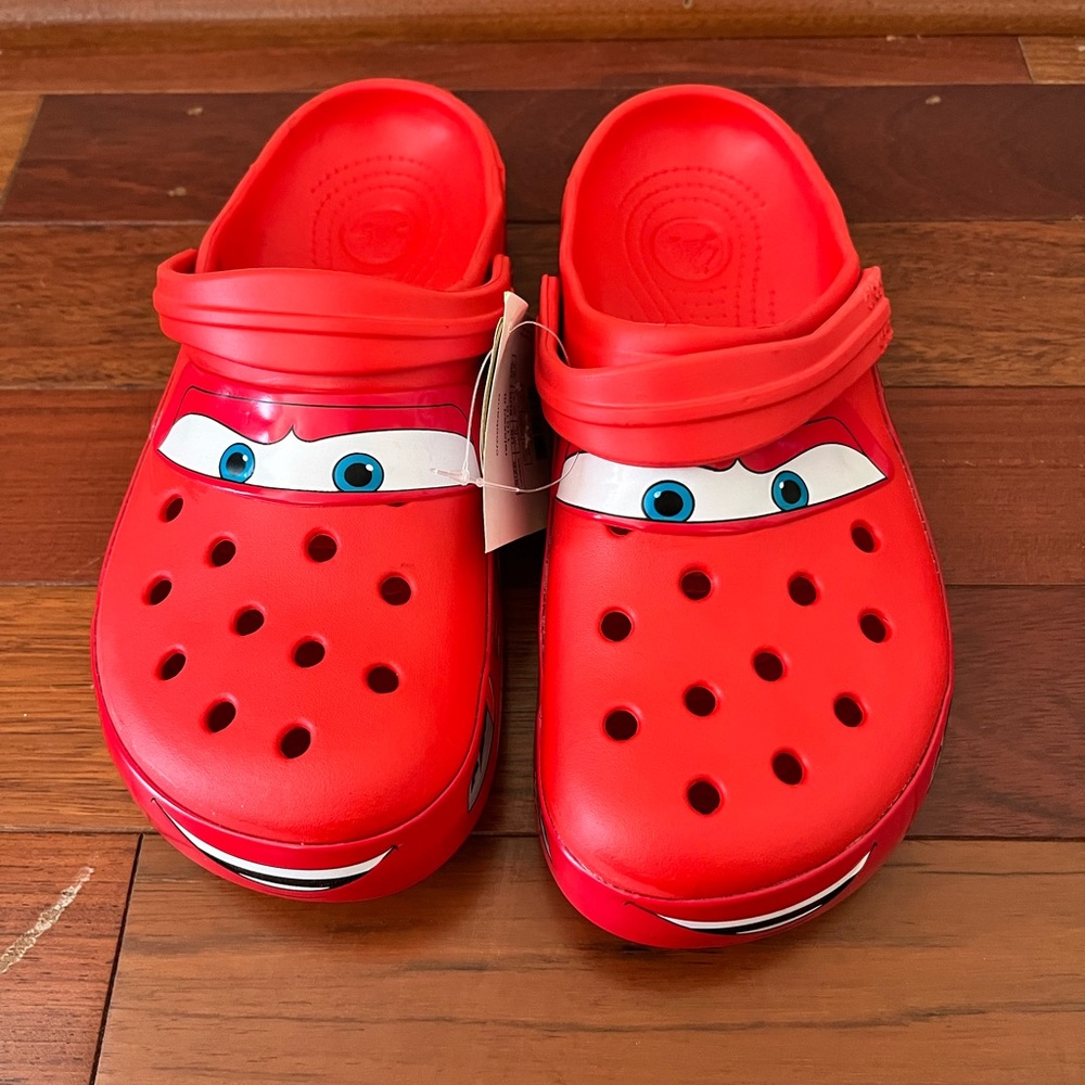 Lightning McQueen crocs size womens 10 or mens 8.